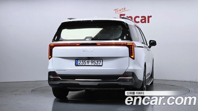 Kia Carnival Diesel 9-Seater Signature — пробег 16 546 км — фото 4 из 5