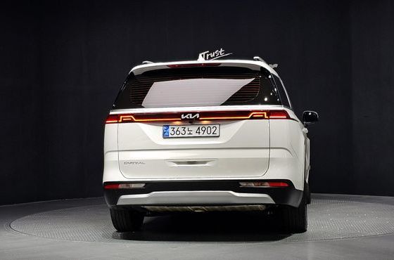Kia Carnival Gasoline 9-Seater Prestige — пробег 44 338 км — фото 4 из 5