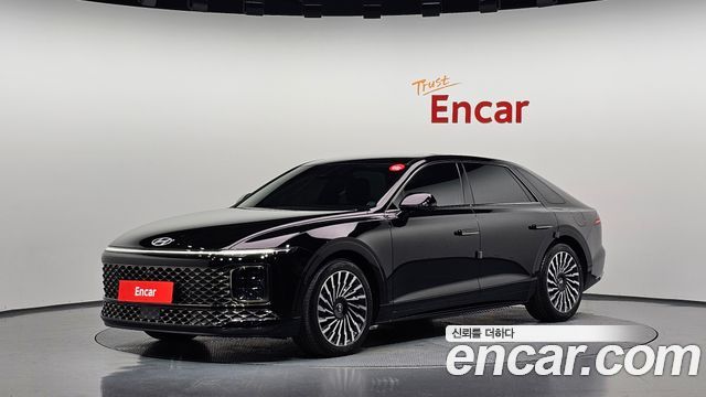 Hyundai Grandeur Calligraphy — пробег 8 879 км — фото 1 из 5