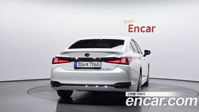 Lexus ES из Кореи Encar