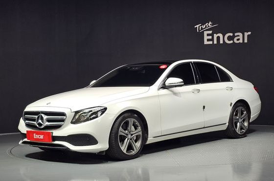 Mercedes-Benz E-Class E300 4MATIC Avnatgarde — пробег 102 253 км — фото 1 из 5