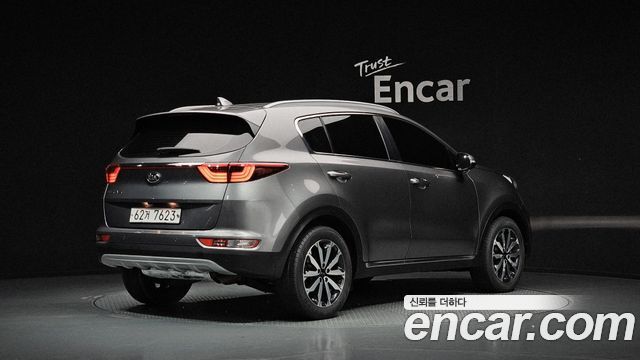 Kia Sportage Gasoline 2.0 2WD Noblesse — пробег 79 393 км — фото 2 из 5