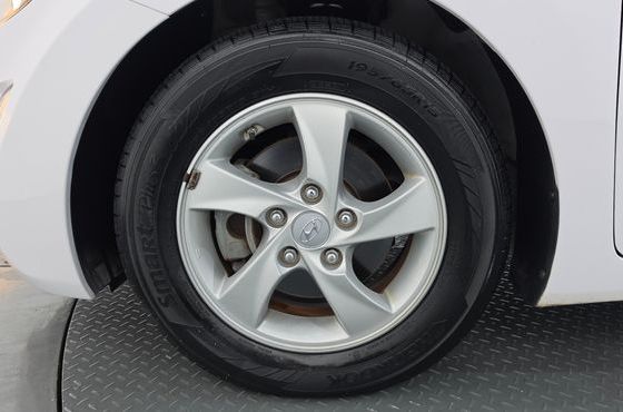 Hyundai AVANTE 1.6 GDi Smart Standard — пробег 79 075 км — фото 5 из 5