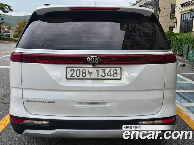 Kia Carnival Diesel 9-Seater Prestige — пробег 151 459 км — фото 4 из 5