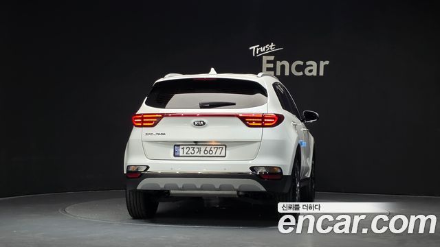 Kia Sportage из Кореи Encar