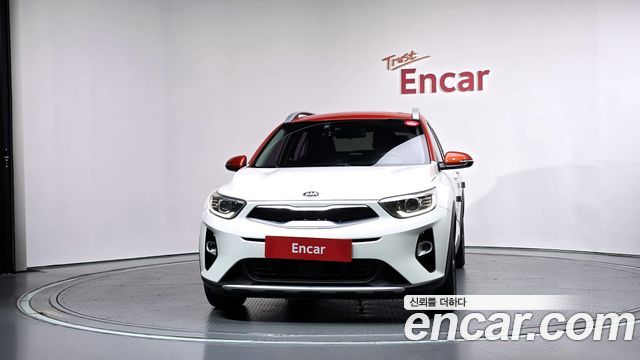 Kia Stonic 1.0 Turbo Prestige — пробег 48 637 км — фото 3 из 5