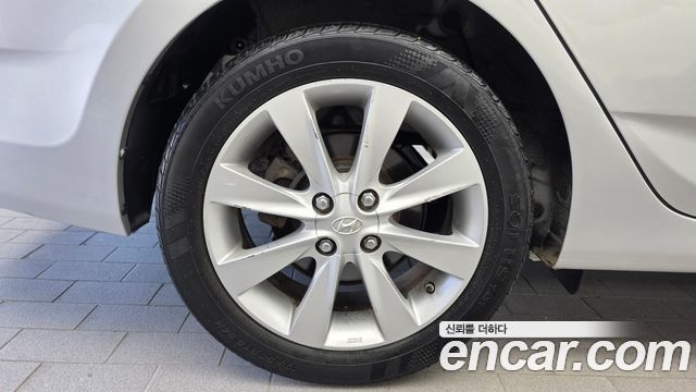 Hyundai Accent 1.4 VVT Smart — пробег 54 177 км — фото 5 из 5