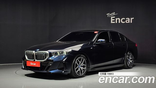 BMW i5 eDrive 40 M Sport — пробег 51 152 км — фото 1 из 5