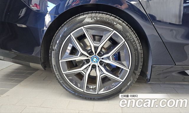 BMW i5 eDrive 40 M Sport — пробег 51 152 км — фото 5 из 5