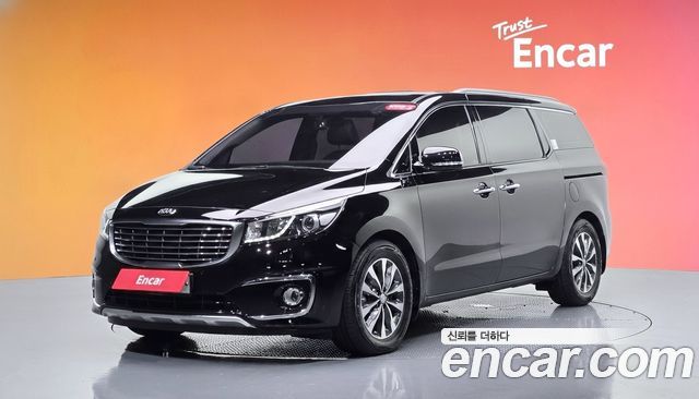Kia Carnival 9-seater Luxury — пробег 102 876 км — фото 1 из 5