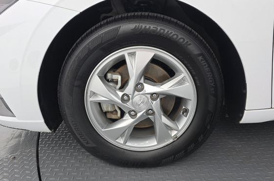 Hyundai AVANTE 1.6 Smart — пробег 86 153 км — фото 5 из 5