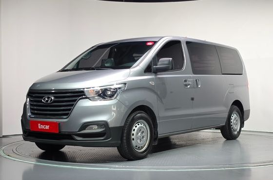 Hyundai Starex Van 3-Seater Style — пробег 271 274 км — фото 1 из 5