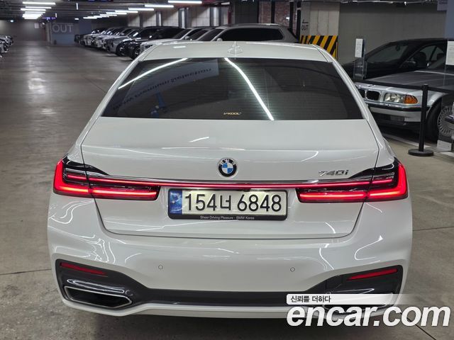 BMW 7-Series 740i M Sport — пробег 47 053 км — фото 4 из 5
