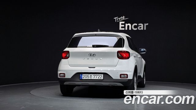 Hyundai Venue 1,6 Premium — пробег 26 915 км — фото 4 из 5