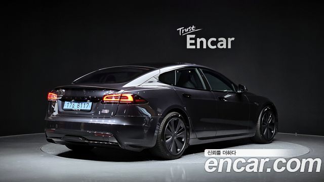 Tesla Model S Plaid — пробег 8 229 км — фото 2 из 5