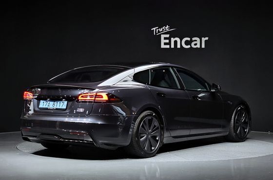 Tesla Model S Plaid — пробег 8 229 км — фото 2 из 5