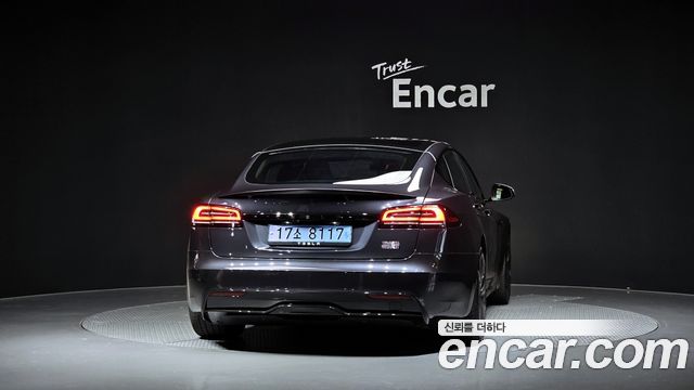 Tesla Model S Plaid — пробег 8 229 км — фото 4 из 5