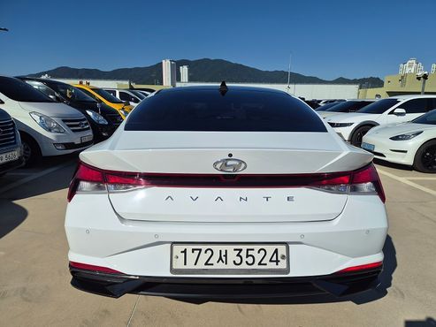 Hyundai AVANTE 1.6 Modern — пробег 66 569 км — фото 3 из 5
