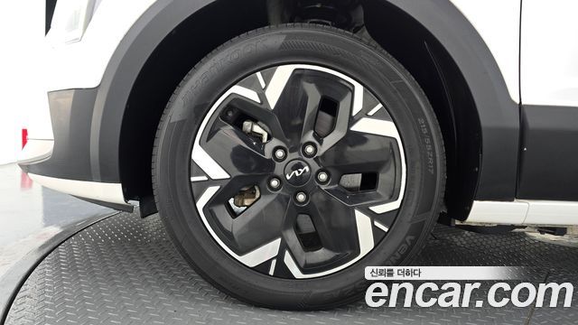 Kia Niro Air — пробег 122 952 км — фото 5 из 5