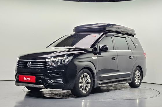 Ssangyong KORANDO 4WD Outdoor Edition 9-seater — пробег 163 930 км — фото 1 из 5