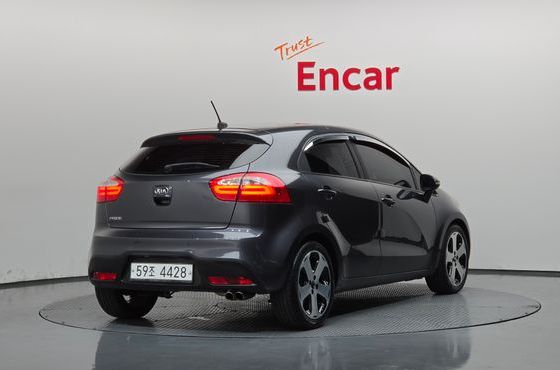 Kia pride 1.6 GDI Hatchback Prestige — пробег 59 125 км — фото 2 из 5