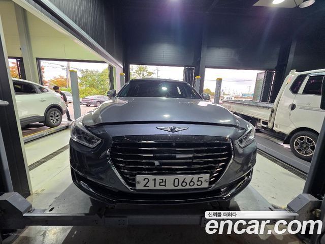 Genesis EQ900 3.8 GDI AWD Premium Luxury — пробег 195 685 км — фото 1 из 3