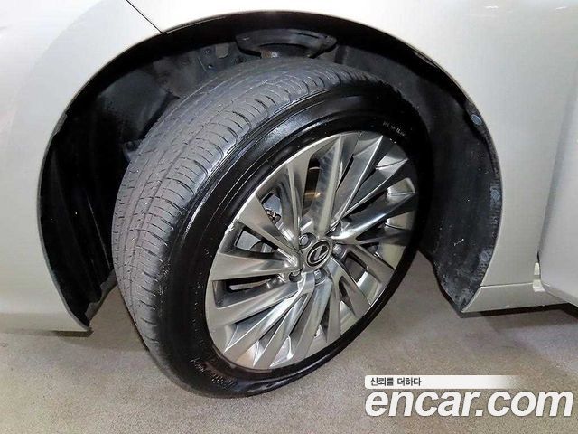 Lexus ES Supreme — пробег 117 949 км — фото 5 из 5