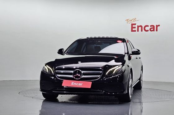 Mercedes-Benz E-Class E200 Avantgarde — пробег 63 625 км — фото 3 из 5