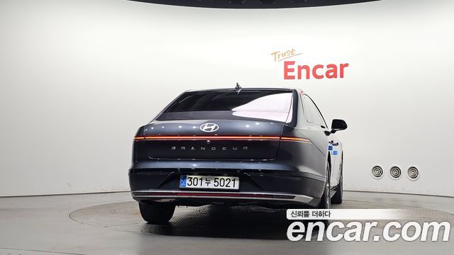Hyundai Grandeur Premium — пробег 13 697 км — фото 4 из 5