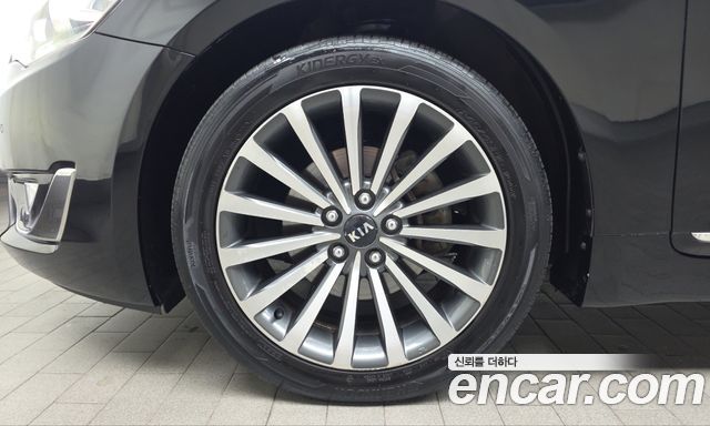 Kia K7 из Кореи Encar