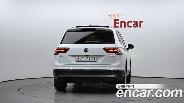 Volkswagen Tiguan 2.0 TDI 4Motion Prestige — пробег 39 253 км — фото 4 из 5