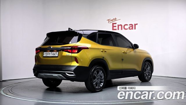 Kia Seltos из Кореи Encar