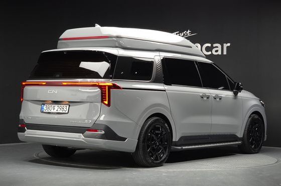 Kia Carnival HEV 9-Seater Hi-Limousine (Special vehicle) — пробег 54 317 км — фото 2 из 5
