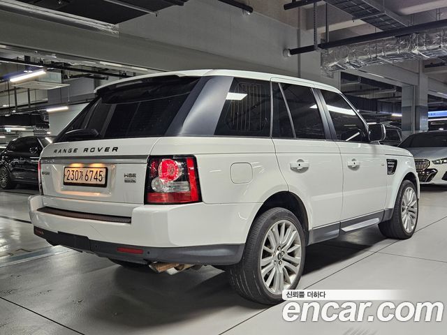 Land Rover Range Rover Sport 3.0 SDV6 — пробег 128 098 км — фото 4 из 5