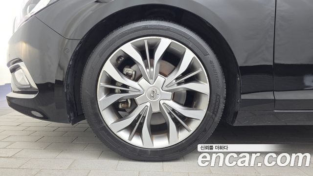 Hyundai Sonata 2.0 Premium — пробег 189 490 км — фото 5 из 5