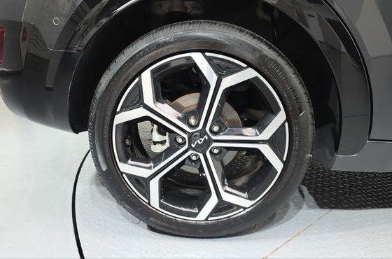 Kia Niro Signature — пробег 30 666 км — фото 5 из 5