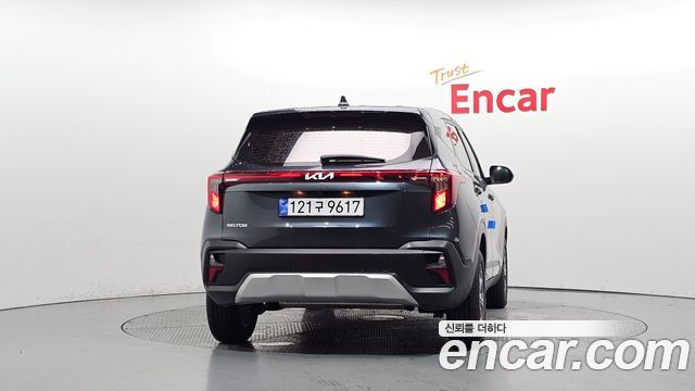 Kia Seltos из Кореи Encar