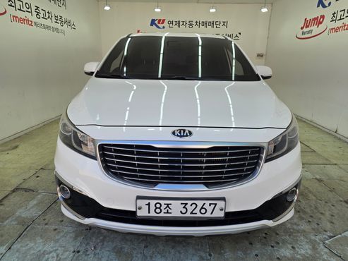 Kia Carnival 9-seater Luxury — пробег 92 650 км — фото 3 из 5