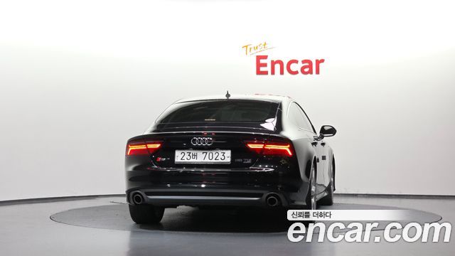 Audi A7 55 TDI Quattro Dynamic 4G — пробег 140 488 км — фото 4 из 5