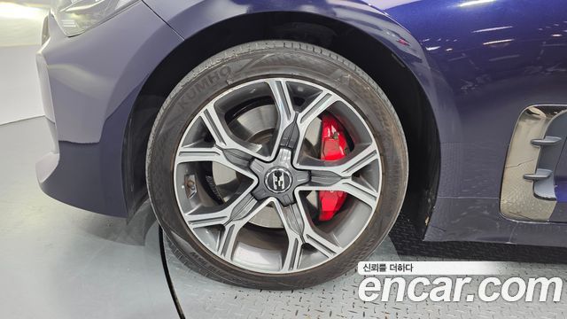 Kia Stinger 2.2 Diesel AWD Dream Edition — пробег 174 923 км — фото 5 из 5