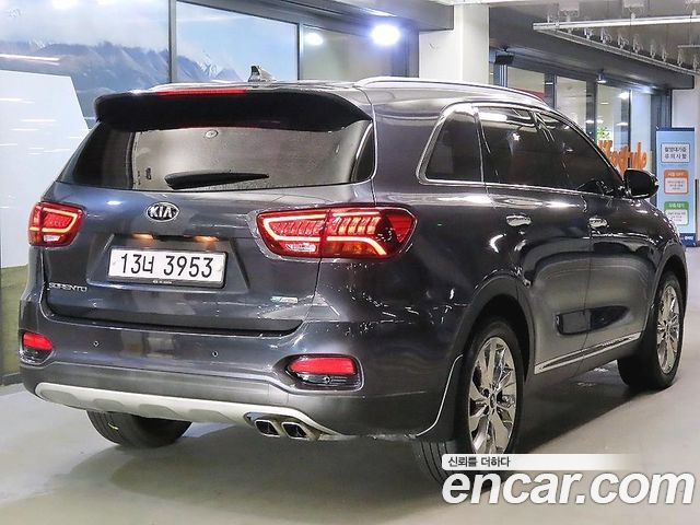 Kia Sorento Diesel 2.0 2WD Prestige — пробег 62 878 км — фото 4 из 5