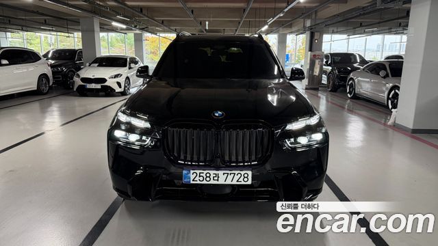 BMW X7 xDrive 40d M Sport 6STR — пробег 5 560 км — фото 3 из 5