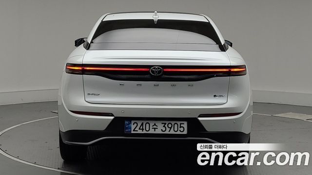 Toyota Crown из Кореи Encar