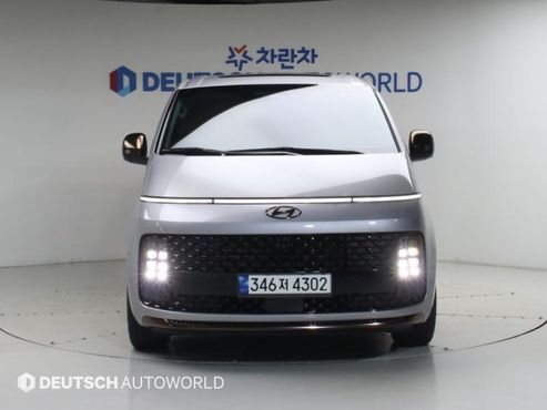 Hyundai Staria L3.5 Lounge 7-Seater Inspiration — пробег 87 312 км — фото 3 из 5