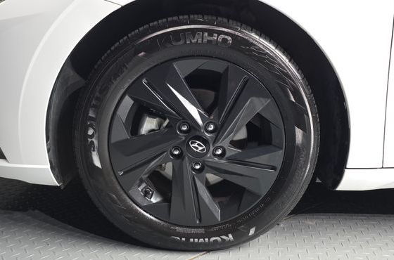Hyundai AVANTE Smart — пробег 88 304 км — фото 5 из 5