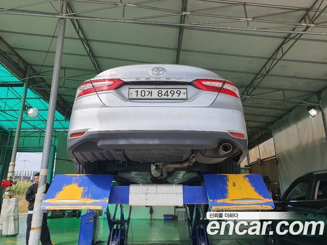 Toyota Camry 2.5 — пробег 78 764 км — фото 2 из 2