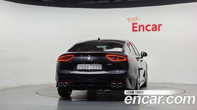 Kia Stinger 2.0 Turbo AWD Platinum — пробег 32 692 км — фото 4 из 5