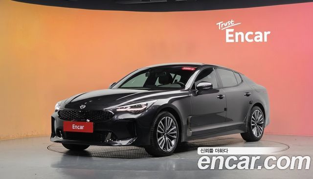 Kia Stinger 2.0 Turbo AWD Platinum — пробег 32 692 км — фото 1 из 5
