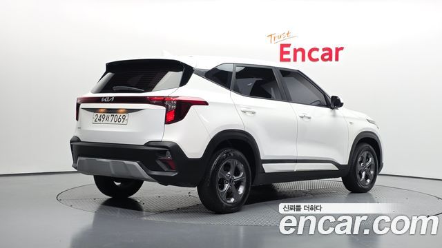 Kia Seltos из Кореи Encar