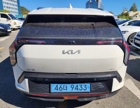 Kia EV3 Long Range 2WD GT Line — пробег 35 966 км — фото 4 из 5